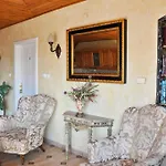 Gombos Apartman *