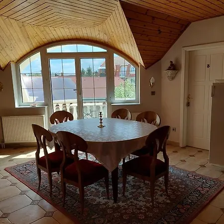 Gombos Apartman *