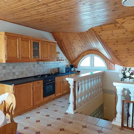 Gombos Apartman 公寓 Hajdúszoboszló