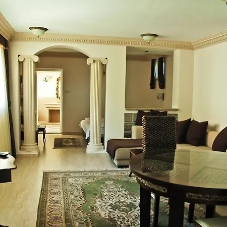 公寓 Gombos Apartman *