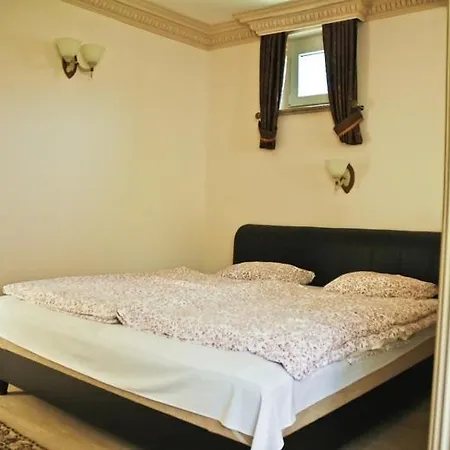 Gombos Apartman Hajduszoboszlo
