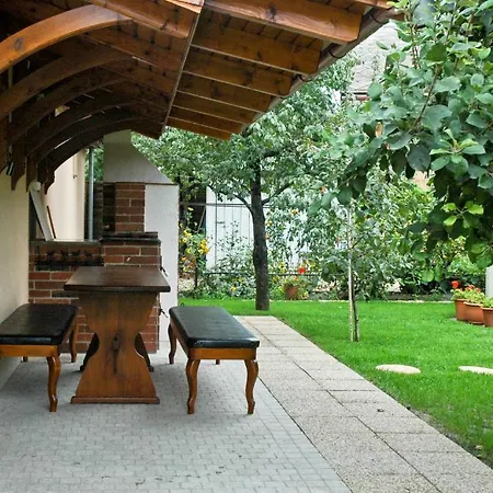 Gombos Apartman * Hajduszoboszlo