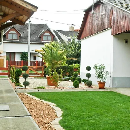 Gombos Apartman Hajduszoboszlo